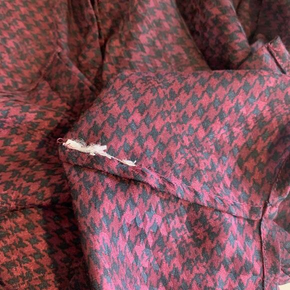 Joie Shirt Womens XS Extra Small Burgundy Mintee Houndstooth Hidden Buttons - Picture 12 of 14